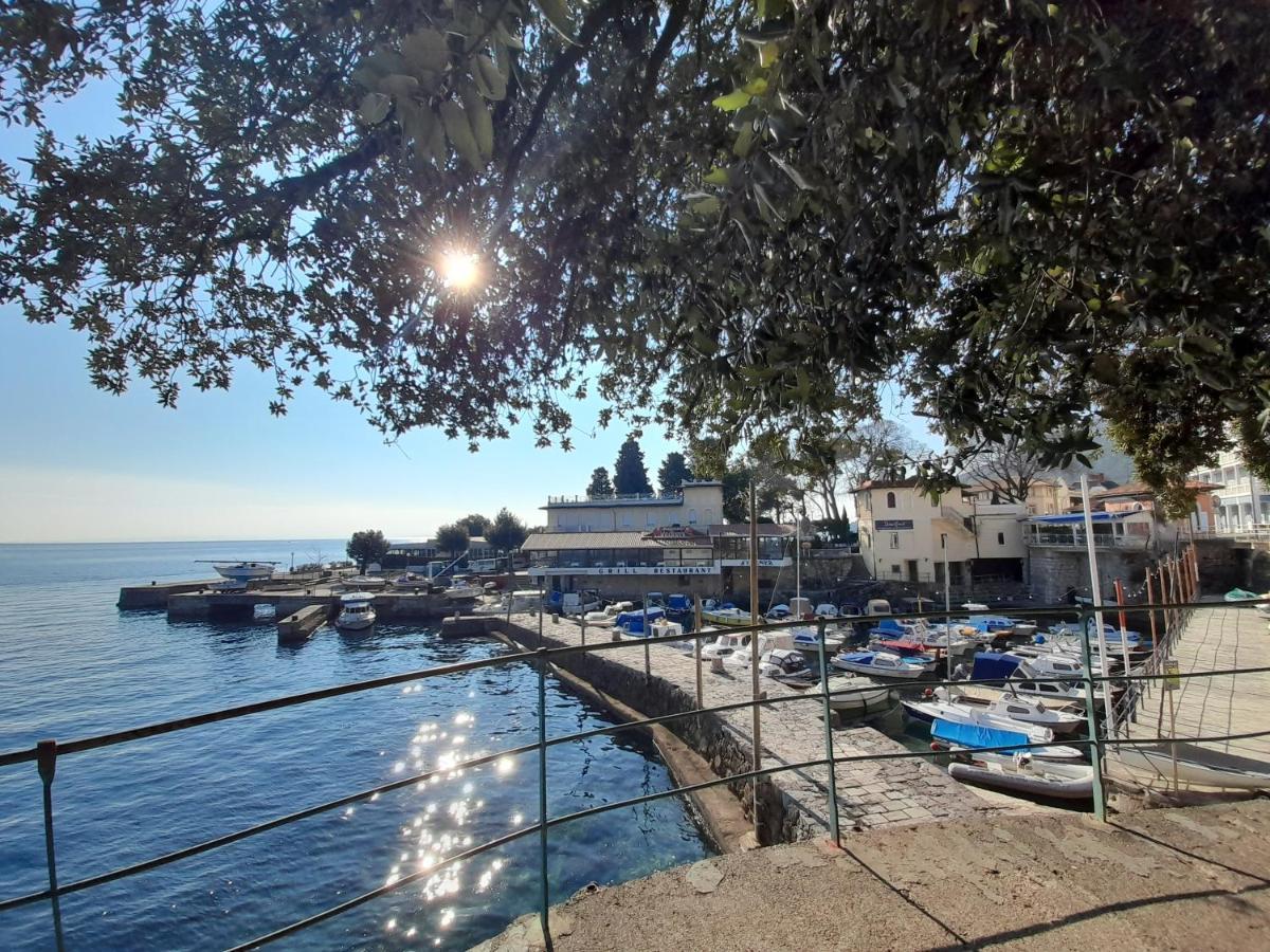 Apartments Orange Lovran Εξωτερικό φωτογραφία