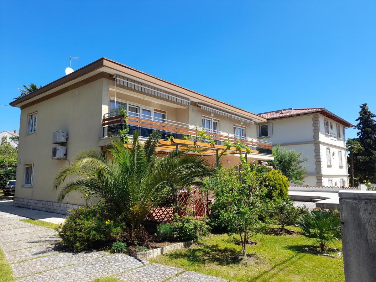 Apartments Orange Lovran Εξωτερικό φωτογραφία