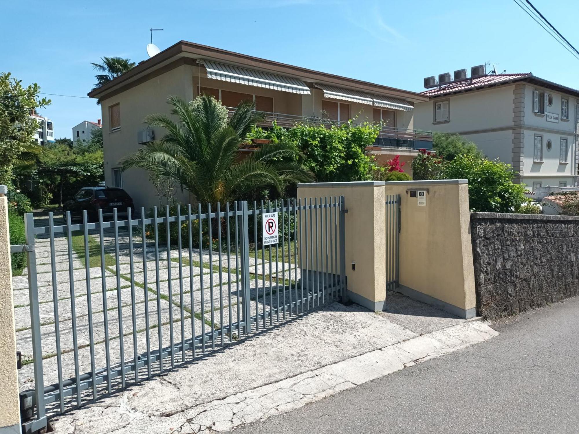 Apartments Orange Lovran Εξωτερικό φωτογραφία